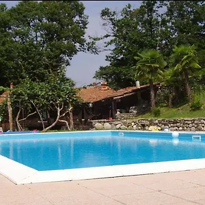  Alloggio per agriturismo Tschang Wilma Italia