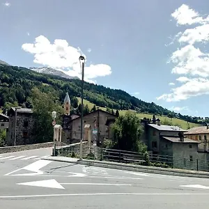  Appartamento Trilocale A Vicino Al Centro Italia