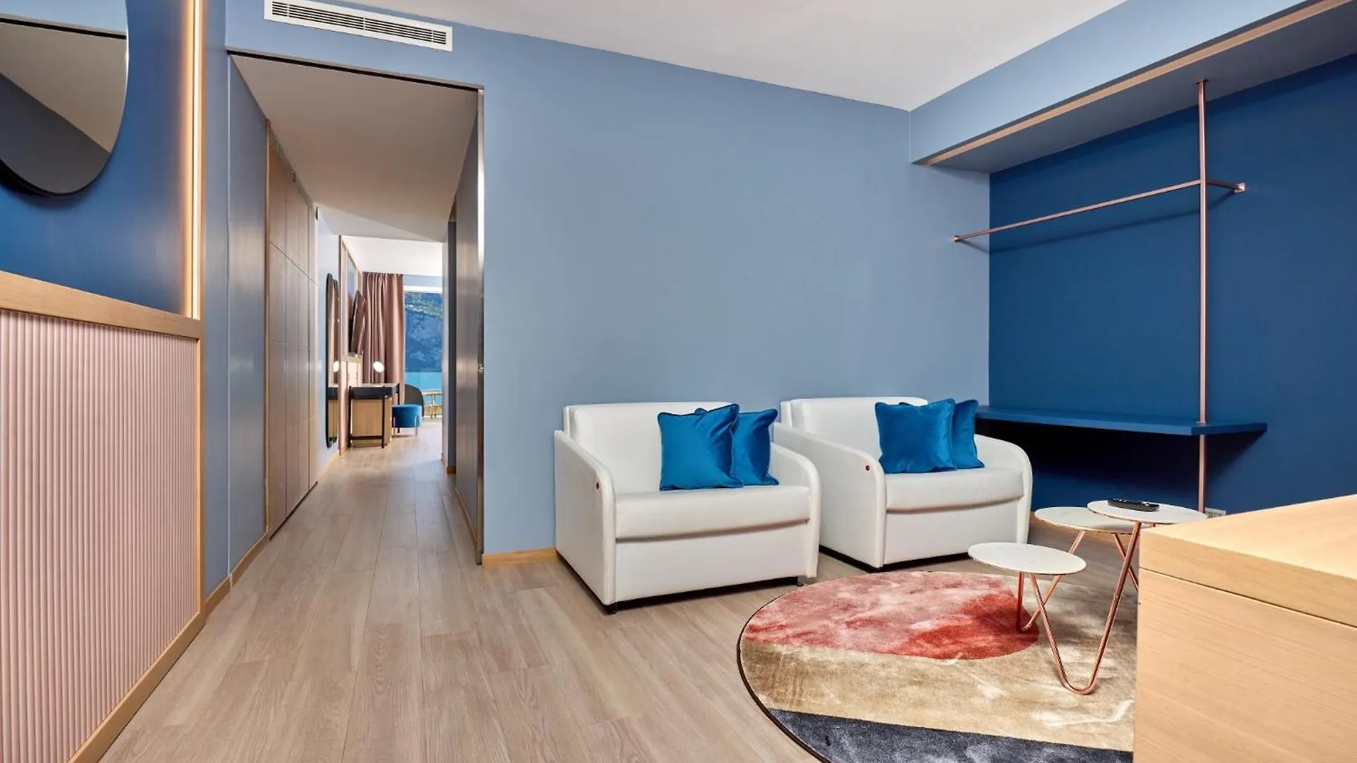 Hotel Castello Lake Front Malcesine 4*,  İtalya