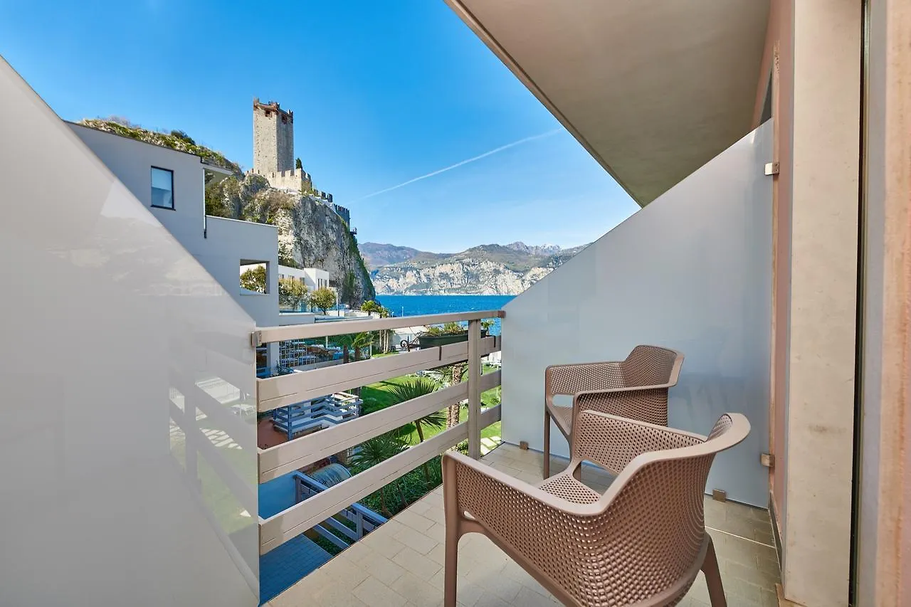****  Hotel Castello Lake Front Malcesine Italy