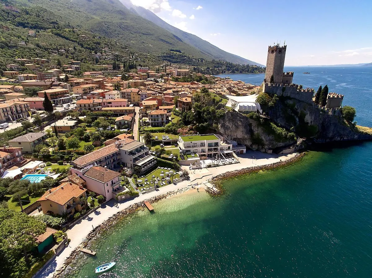 Hotel Castello Lake Front Malcesine