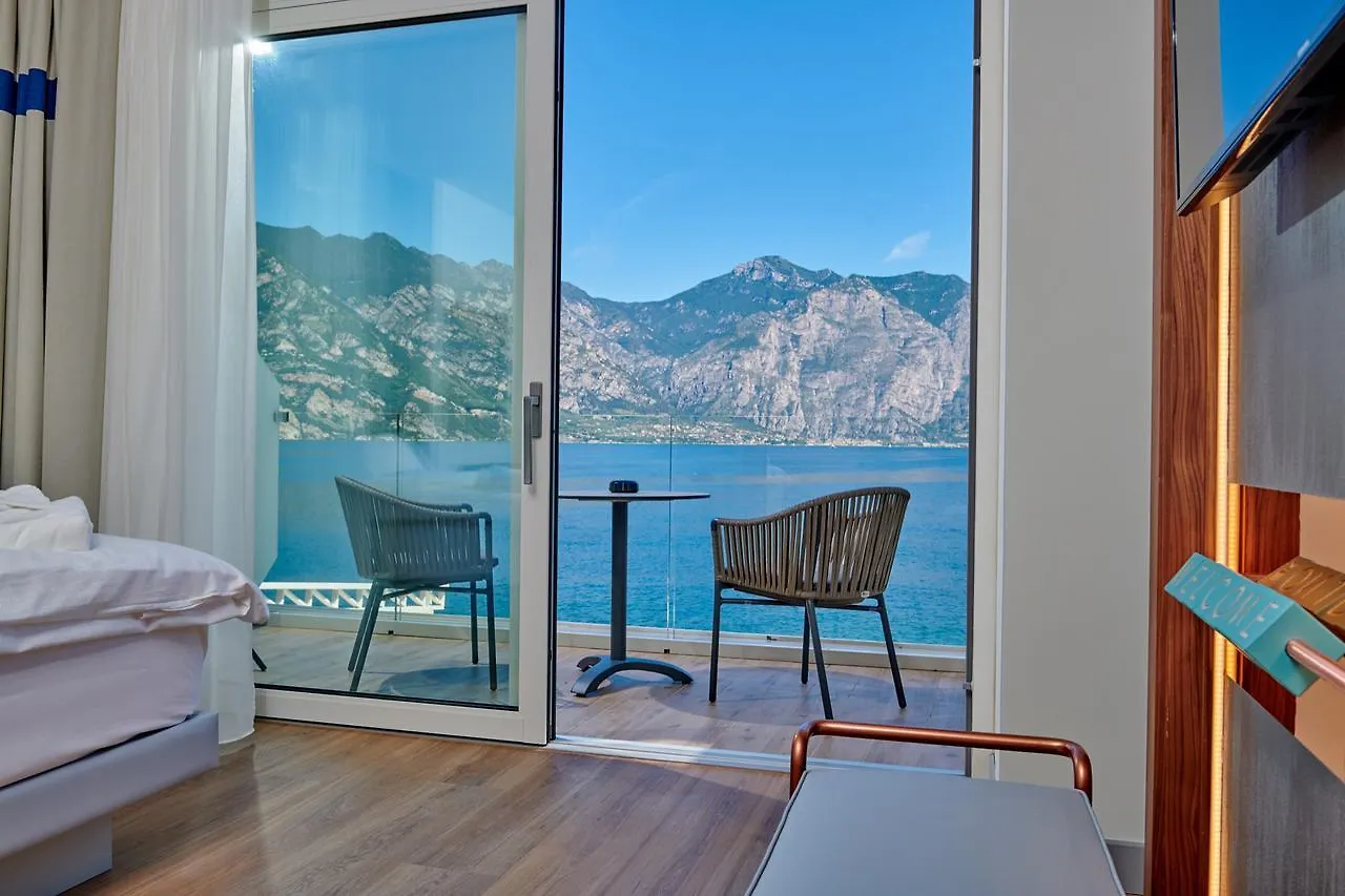 Hotel Castello Lake Front Malcesine